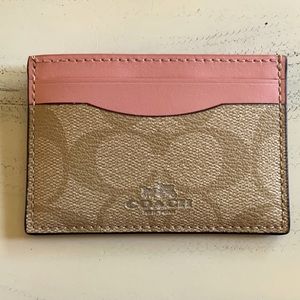 Coach Card Case. Light pink leather & brown print.